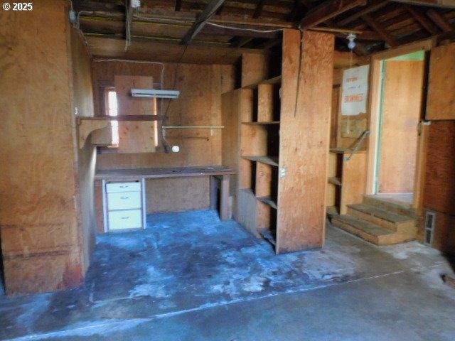 537 W 14TH Ave, Eugene, OR 97401