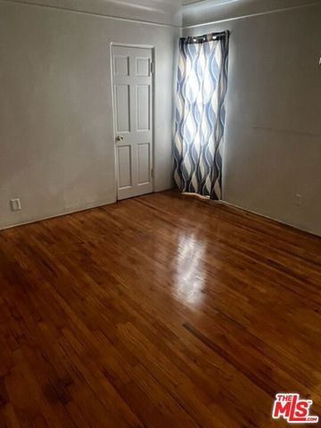 1429 W 94th Place, Los Angeles, CA 90047