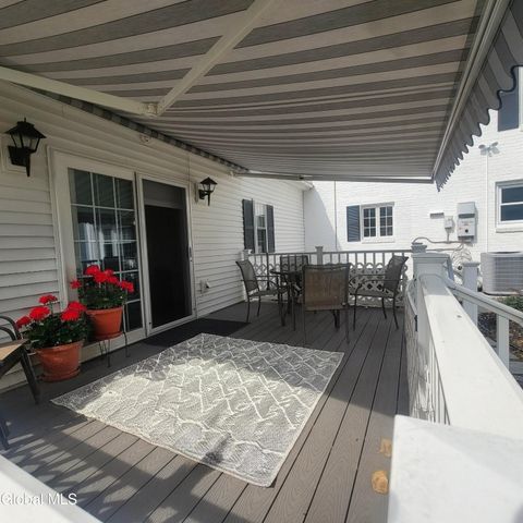 41 Berkshire Drive, East Greenbush, NY 12061