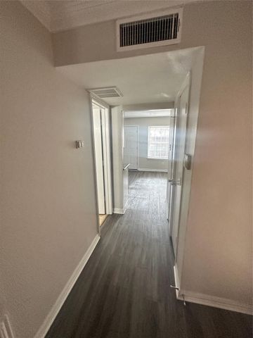 2268 Colony Court, Dallas, TX 75235