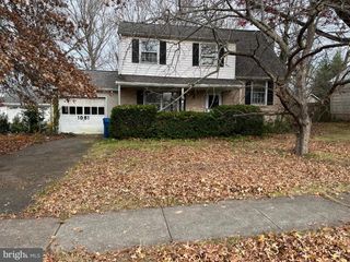 1061 YORK AVE, Lansdale, PA 19446