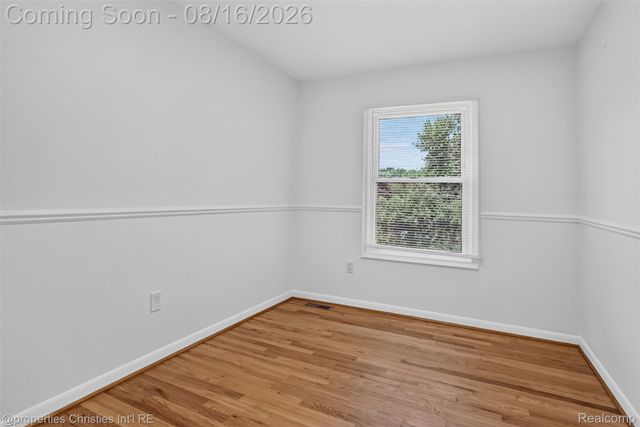 2834 Rossmoor Circle, Bloomfield Hills, MI 48302