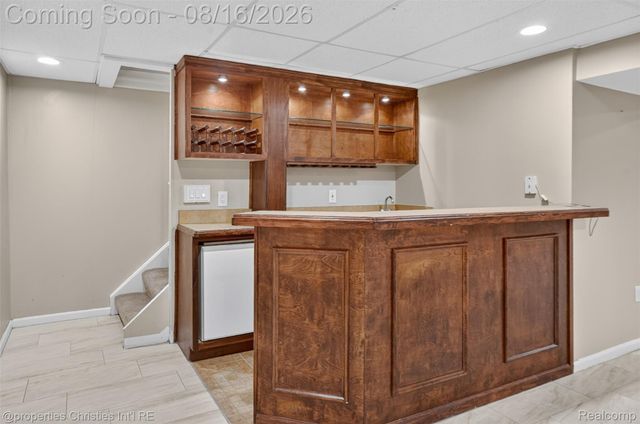 2834 Rossmoor Circle, Bloomfield Hills, MI 48302