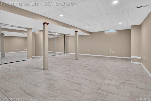 2834 Rossmoor Circle, Bloomfield Hills, MI 48302