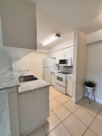 450 S Park Road 5104, Hollywood, FL 33021
