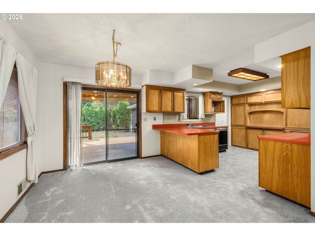 7245 N MACRUM Ave, Portland, OR 97203