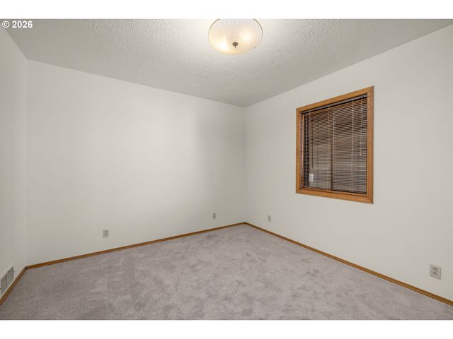 7245 N MACRUM Ave, Portland, OR 97203