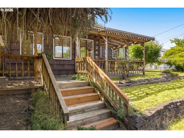7245 N MACRUM Ave, Portland, OR 97203