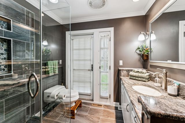 3300 Overland Pass, Northbrook, IL 60062