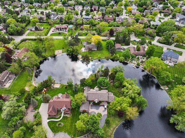 3300 Overland Pass, Northbrook, IL 60062