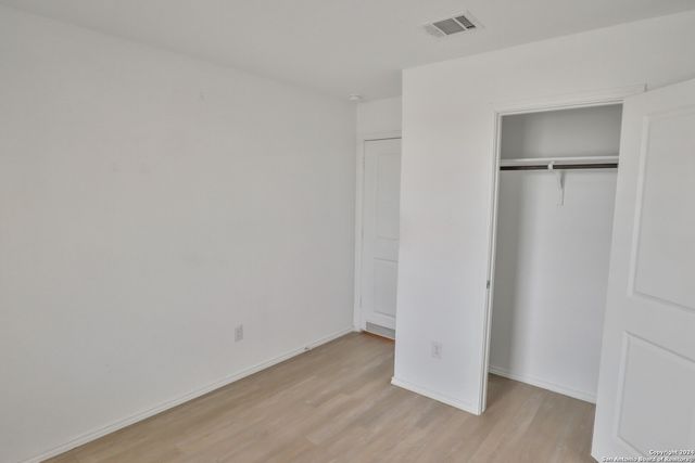 5950 FRISBEE PATH, Converse, TX 78109