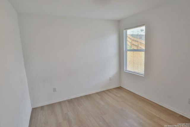 5950 FRISBEE PATH, Converse, TX 78109