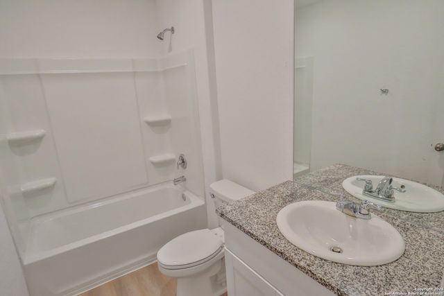 5950 FRISBEE PATH, Converse, TX 78109