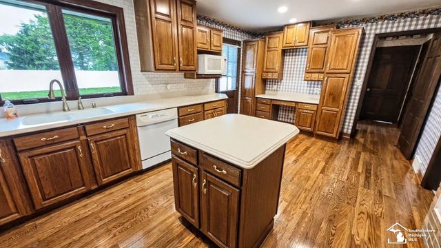 5432 Brookshire Drive, Monroe Twp, MI 48161