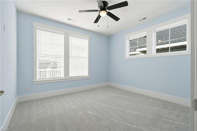 861 Little Bay AVE, Norfolk, VA 23503