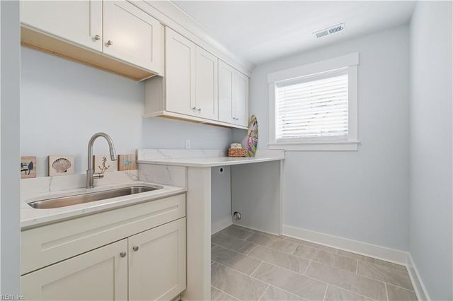 861 Little Bay AVE, Norfolk, VA 23503