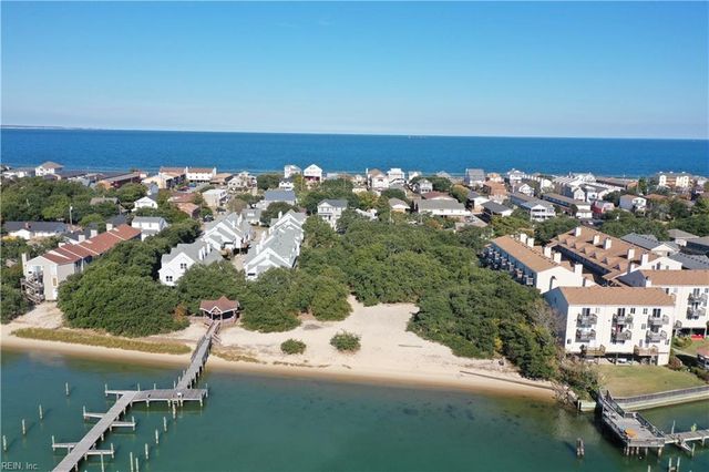 861 Little Bay AVE, Norfolk, VA 23503