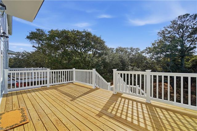 861 Little Bay AVE, Norfolk, VA 23503