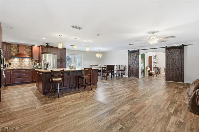 4585 16th AVE SE, Naples, FL 34117