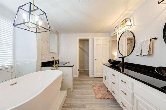 709 Timber Ridge Drive, Edmond, OK 73034