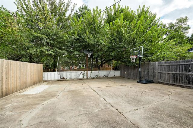 709 Timber Ridge Drive, Edmond, OK 73034