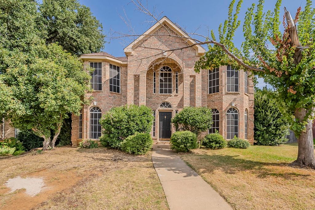 2149 Teal Court, Lewisville, TX 75077