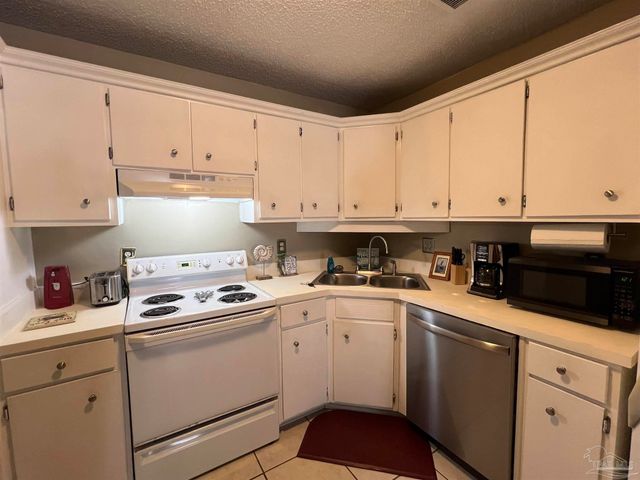 1301 Redwood Ln H, Gulf Breeze, FL 32563