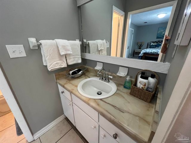 1301 Redwood Ln H, Gulf Breeze, FL 32563