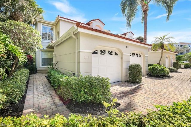 1560 Clermont Dr Unit 201, Naples, FL 34109