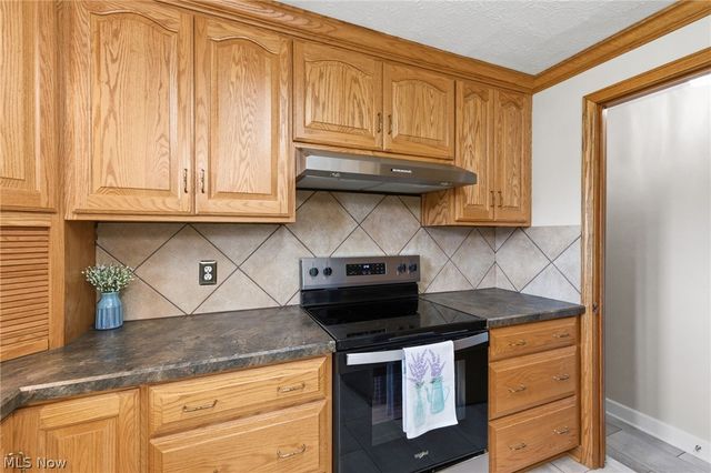 4561 Newbury Drive, Vermilion, OH 44089