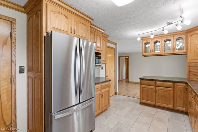4561 Newbury Drive, Vermilion, OH 44089