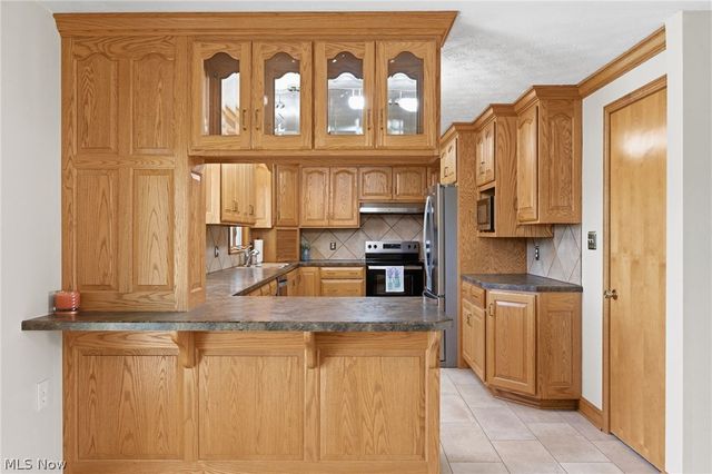 4561 Newbury Drive, Vermilion, OH 44089