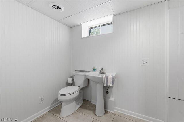 4561 Newbury Drive, Vermilion, OH 44089