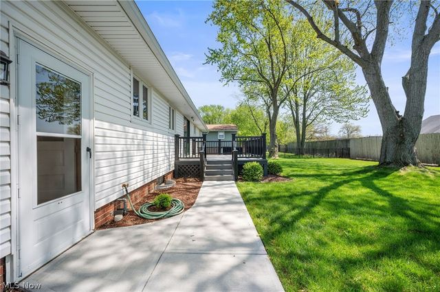 4561 Newbury Drive, Vermilion, OH 44089