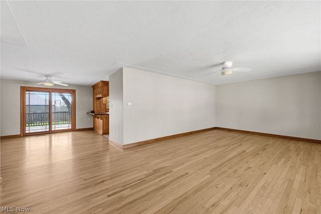 4561 Newbury Drive, Vermilion, OH 44089