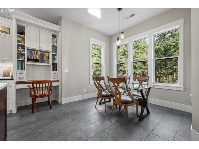 26810 Ne 77TH St, Vancouver, WA 98682