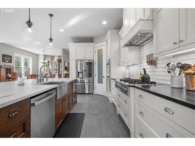 26810 Ne 77TH St, Vancouver, WA 98682