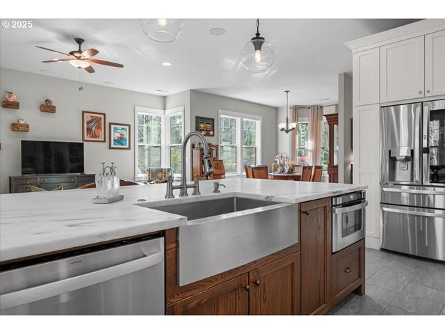 26810 Ne 77TH St, Vancouver, WA 98682