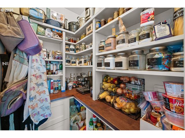 26810 Ne 77TH St, Vancouver, WA 98682