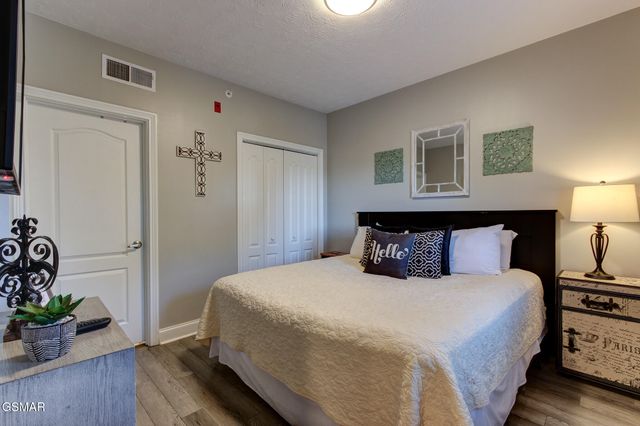 820 Golf View Boulevard, Pigeon Forge, TN 37863