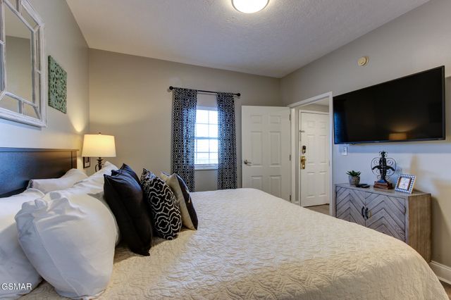 820 Golf View Boulevard, Pigeon Forge, TN 37863