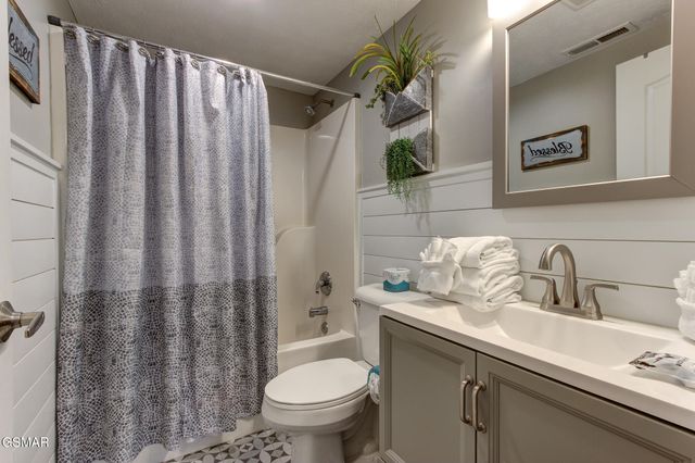 820 Golf View Boulevard, Pigeon Forge, TN 37863