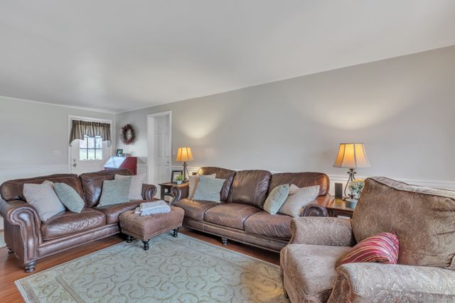 16 Windrush Lane, Andover, CT 06232