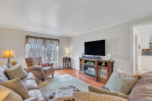 16 Windrush Lane, Andover, CT 06232