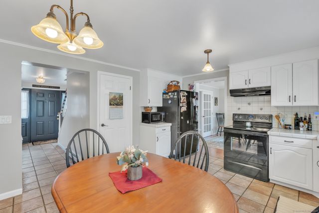 16 Windrush Lane, Andover, CT 06232