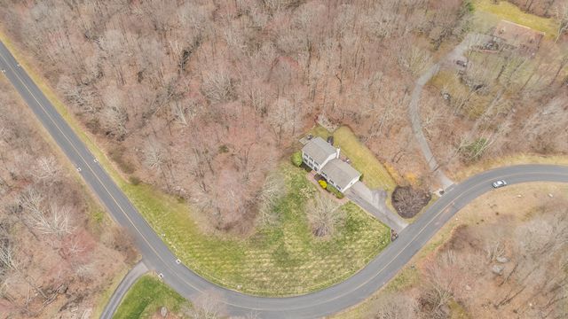 16 Windrush Lane, Andover, CT 06232