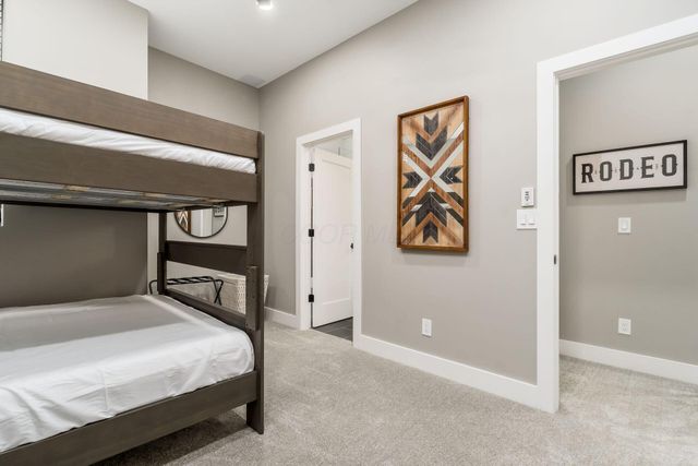 496 W 1st Avenue, Columbus, OH 43201