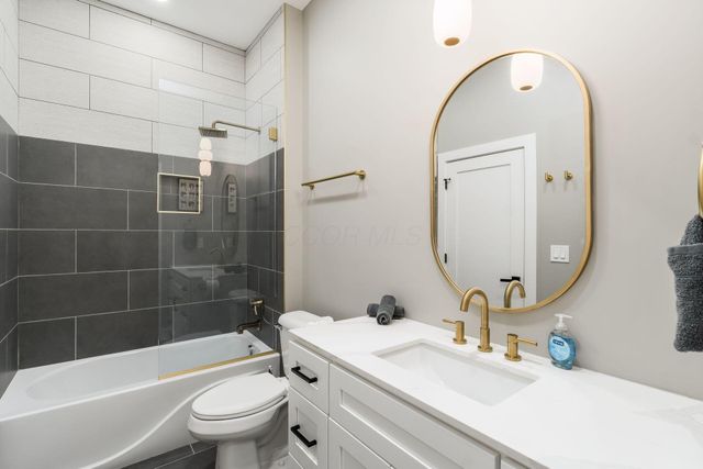 496 W 1st Avenue, Columbus, OH 43201