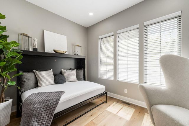 496 W 1st Avenue, Columbus, OH 43201