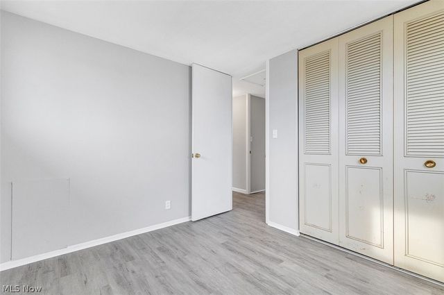 6330 Sandfield Drive, Brook Park, OH 44142